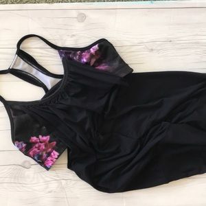 Lululemon sz 6 top